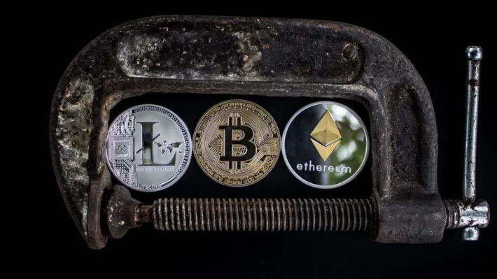 Жаркая весна для цифрового серебра: атака на сеть Litecoin, поддержка Чарли Ли, секретная сделка с хакером. Фото.