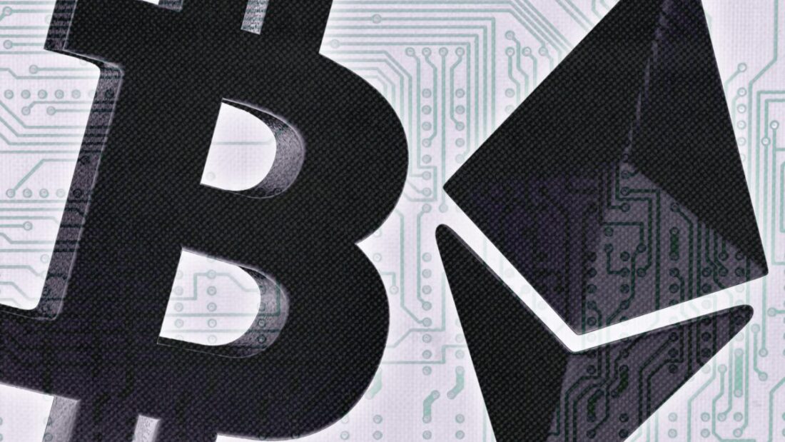 BlackRock and Fidelity Bitcoin ETF inflows visualized on a financial dashboard with blue and green charts