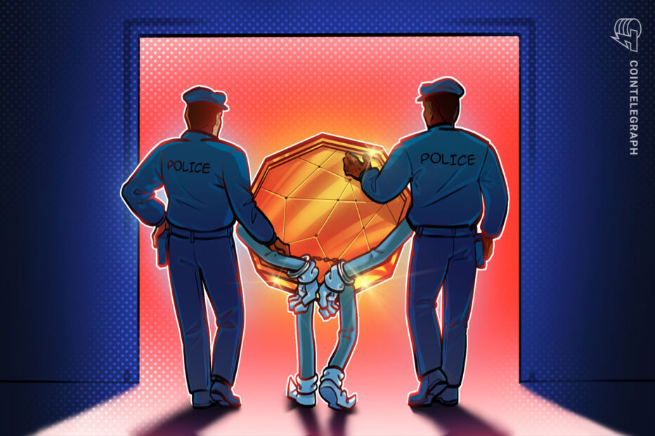 Полицейские держат светящийся земной шар